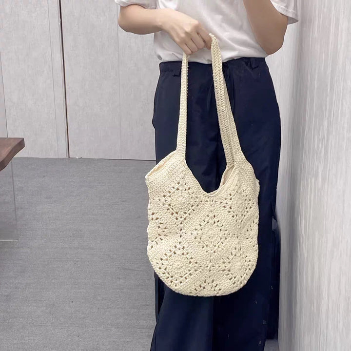 Handmade shoulder bag with floral motifs Bowlift