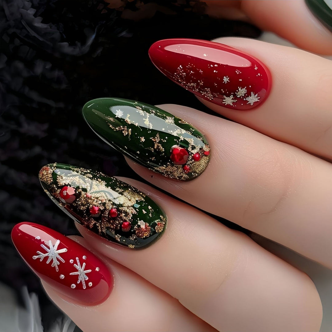 Festive artificial nails in Christmas design Bowlift