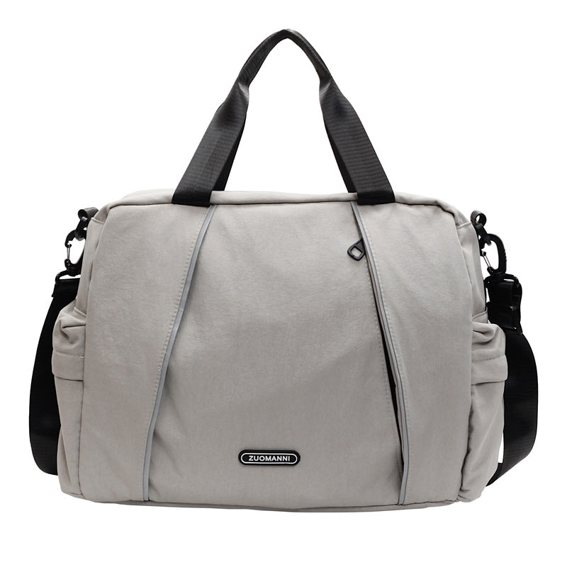 Multifunctional Travel Bag With Durable Outer Material Bowlift