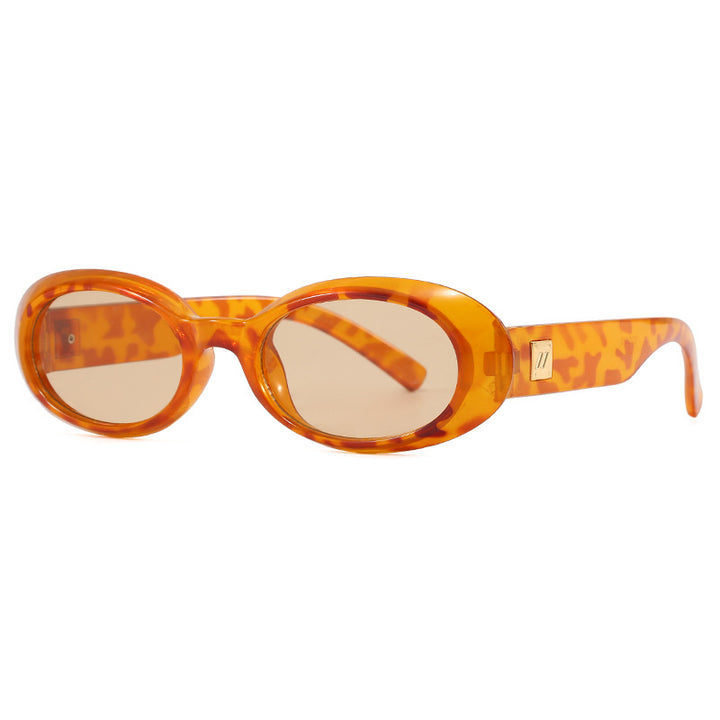 Ladies exclusive sunglasses in elegant oval design Bowlift