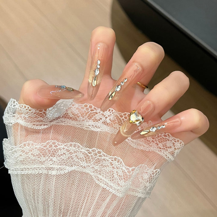 Stylish Stiletto Press-On Nail Extensions Bowlift