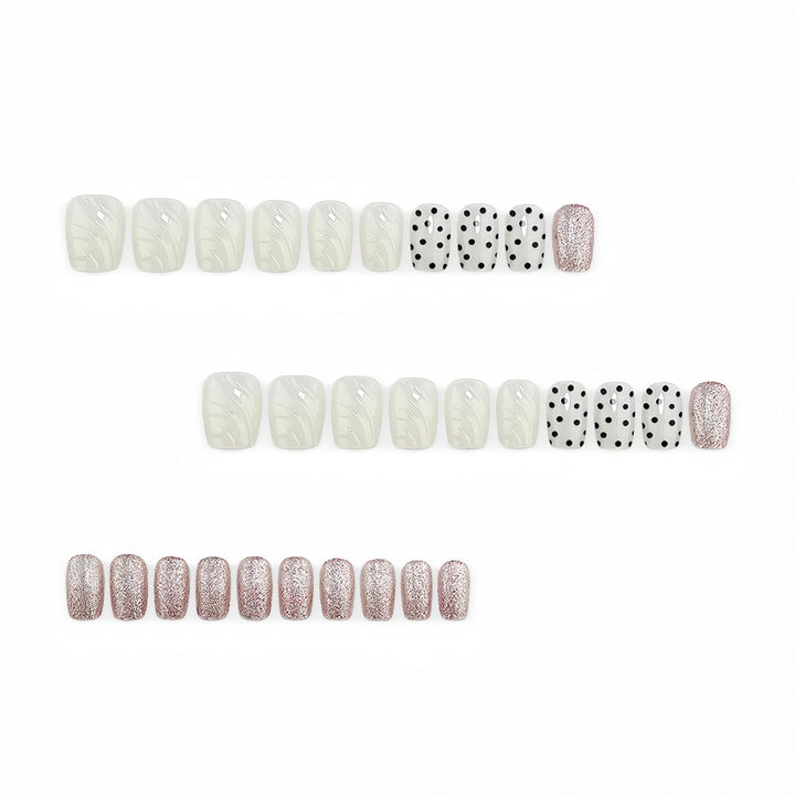 Artificial nails with diverse patterns and glitter effects Bowlift