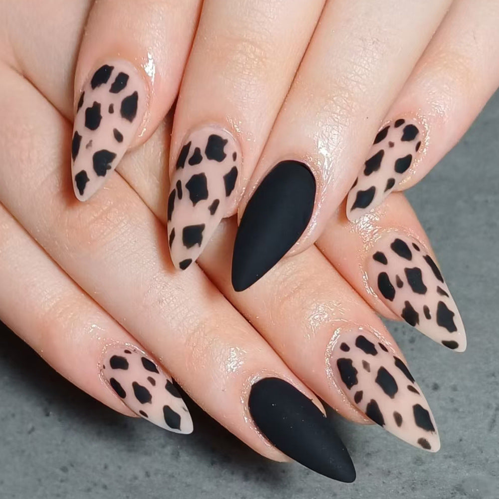 Artistic Stiletto Press-On Nails with Leopard Design Bowlift