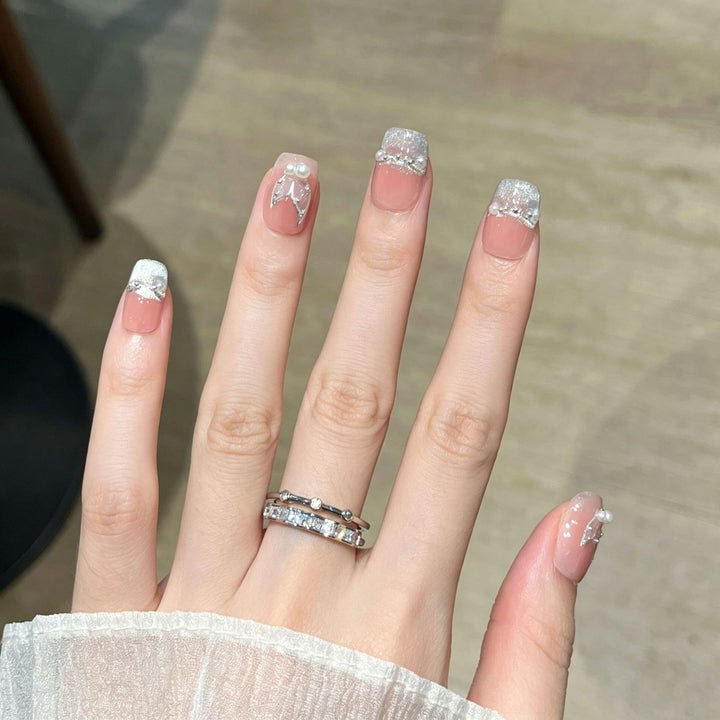 Elegant Crystal-Embellished Nail Extensions Bowlift