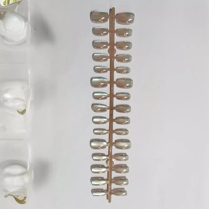 Iridescent Press-On Nail Tips Bowlift