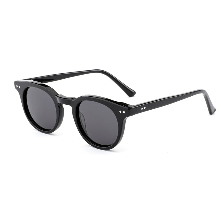 Ladies fashionable sunglasses in timeless style with sturdy frame Bowlift
