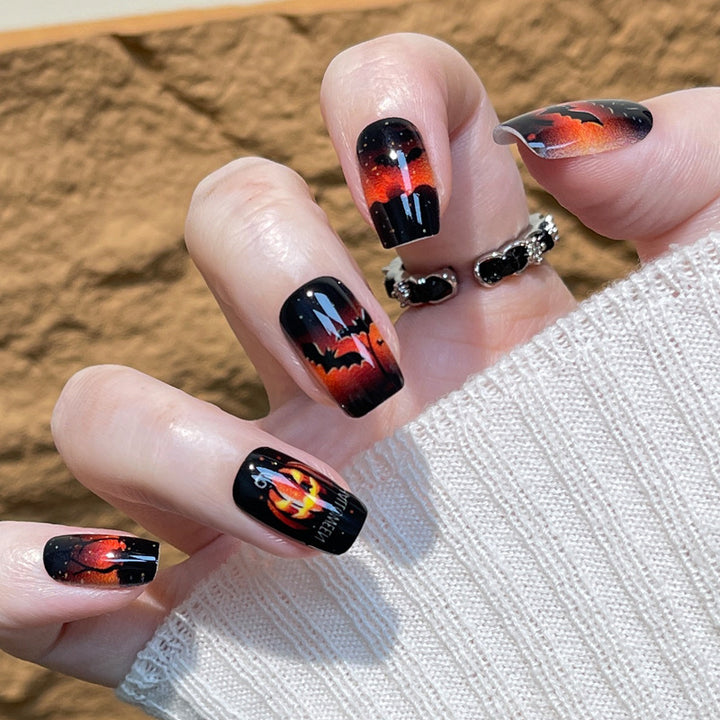 Halloween-Themed Press-On Nail Art Set Bowlift