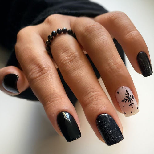 Decorative Press-On Nail Art Set with Elegant Floral and Shimmer Design Bowlift