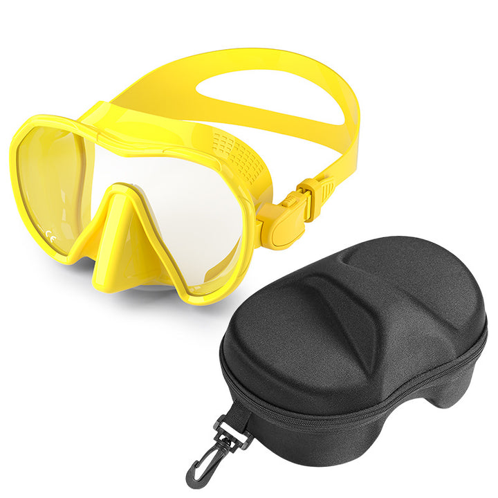 Diving mask with wide field of vision and comfortable wearing comfort Bowlift