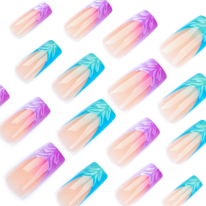 Artificial nail extensions with unique Amazon River design Bowlift