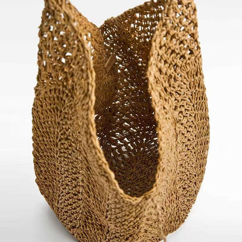 Hand-crocheted tote with deep slit Bowlift
