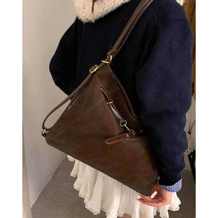 Modern Chic Shoulder Bag Bowlift