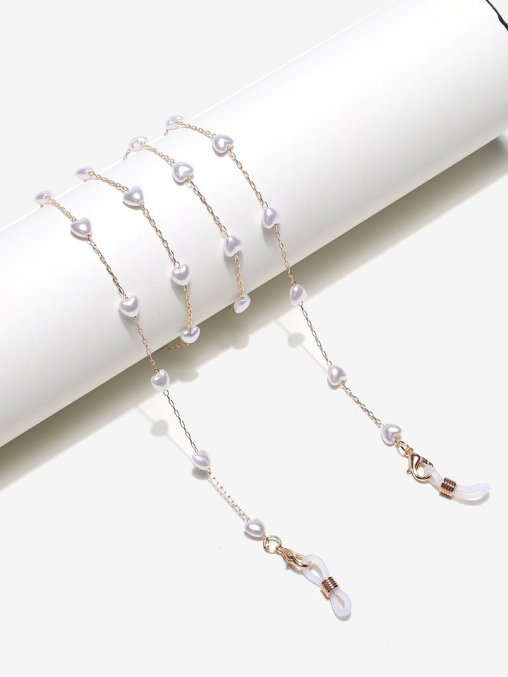 Elegant Heart-Shaped Pearl Chain Eyewear Holder Bowlift