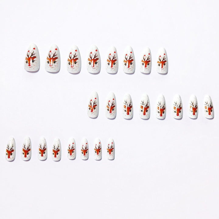 3D Reindeer-Themed Nail Art Bowlift