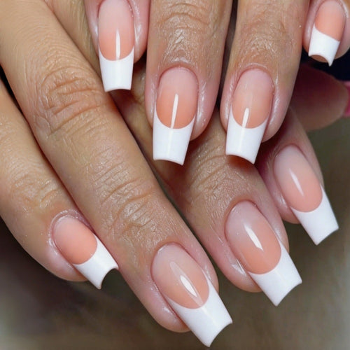 Artificial nails with modern French tip style Bowlift