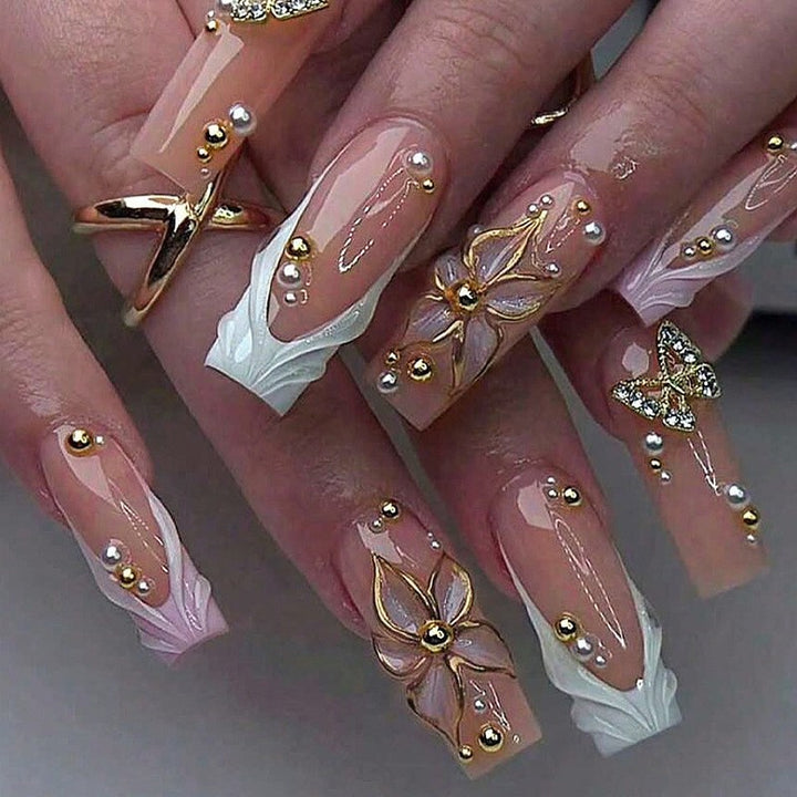 Artificial nail set with exquisite 3D embellishments Bowlift