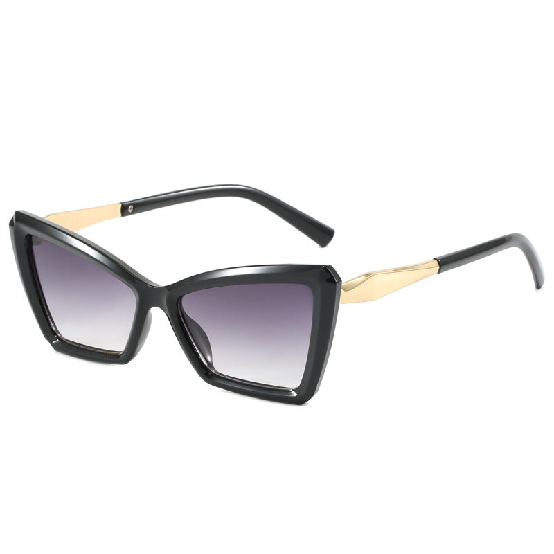Women's Cat-Eye Sunglasses with Luxurious Transparent Frame Bowlift