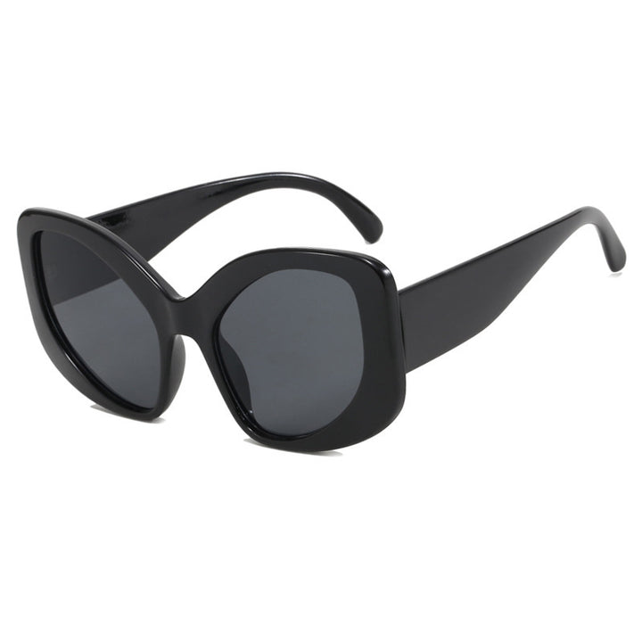 Women elegant oversized sunglasses with striking design Bowlift