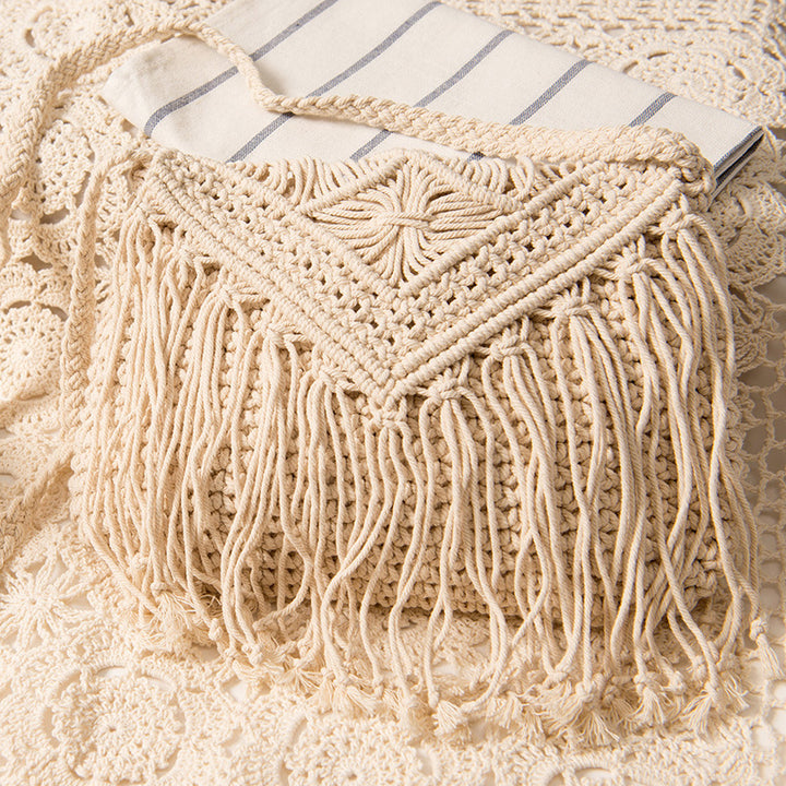 Hand-knotted Macrame Shoulder Bag Bowlift