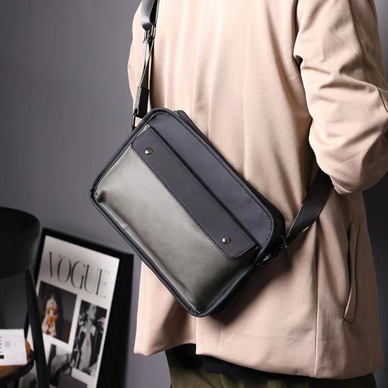 Elegant shoulder bag with practical compartments Bowlift