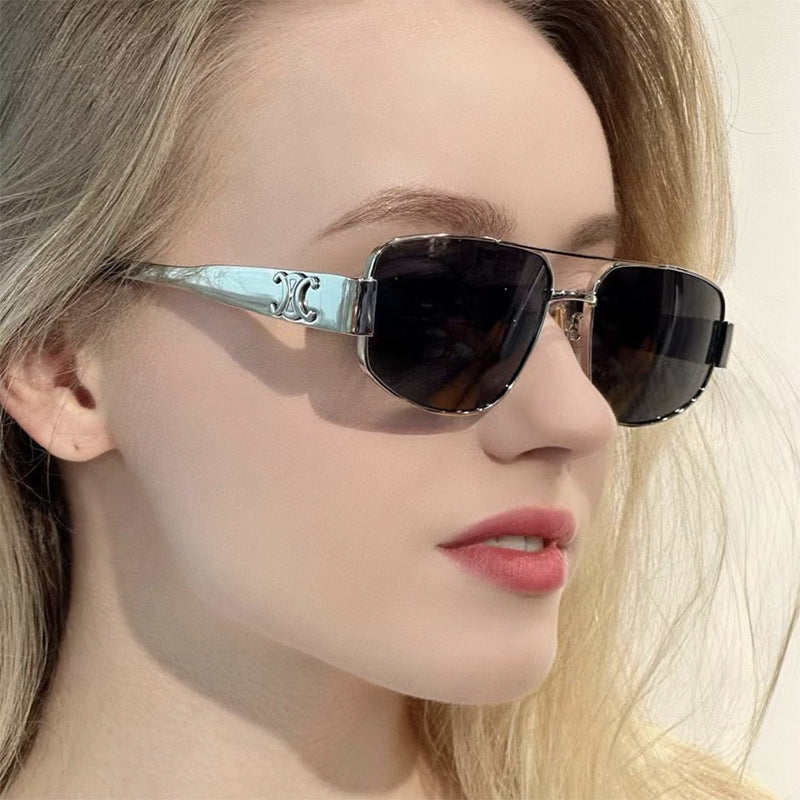 Ladies sporty sunglasses with polarized lenses and elegant metal frame Bowlift