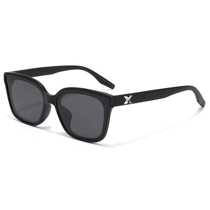 Ladies fashionable sunglasses in square design with high-quality UV protection Bowlift