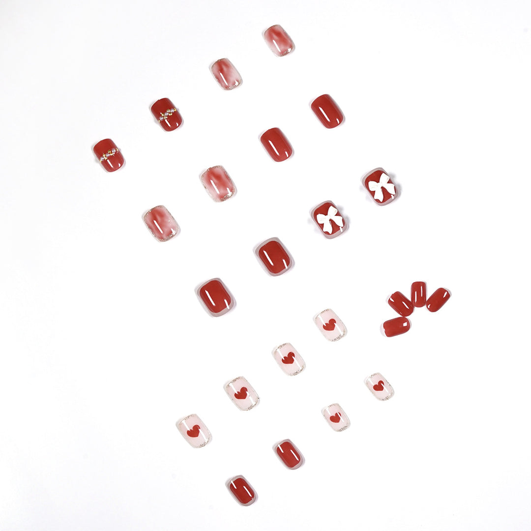 Artful Nail Decoration Bowlift