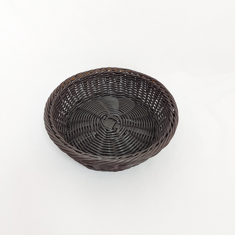 Basket with handwoven design Bowlift