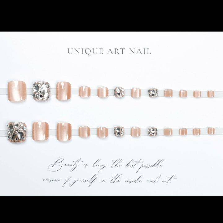 Decorative Crystal-Embellished Toe Nail Art Bowlift