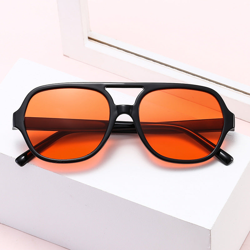 Women square glasses with clear frame and trendy design Bowlift