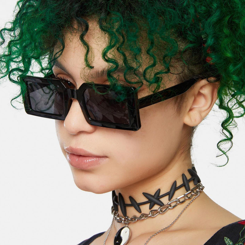 Women's fashion transparent corner sunglasses Bowlift