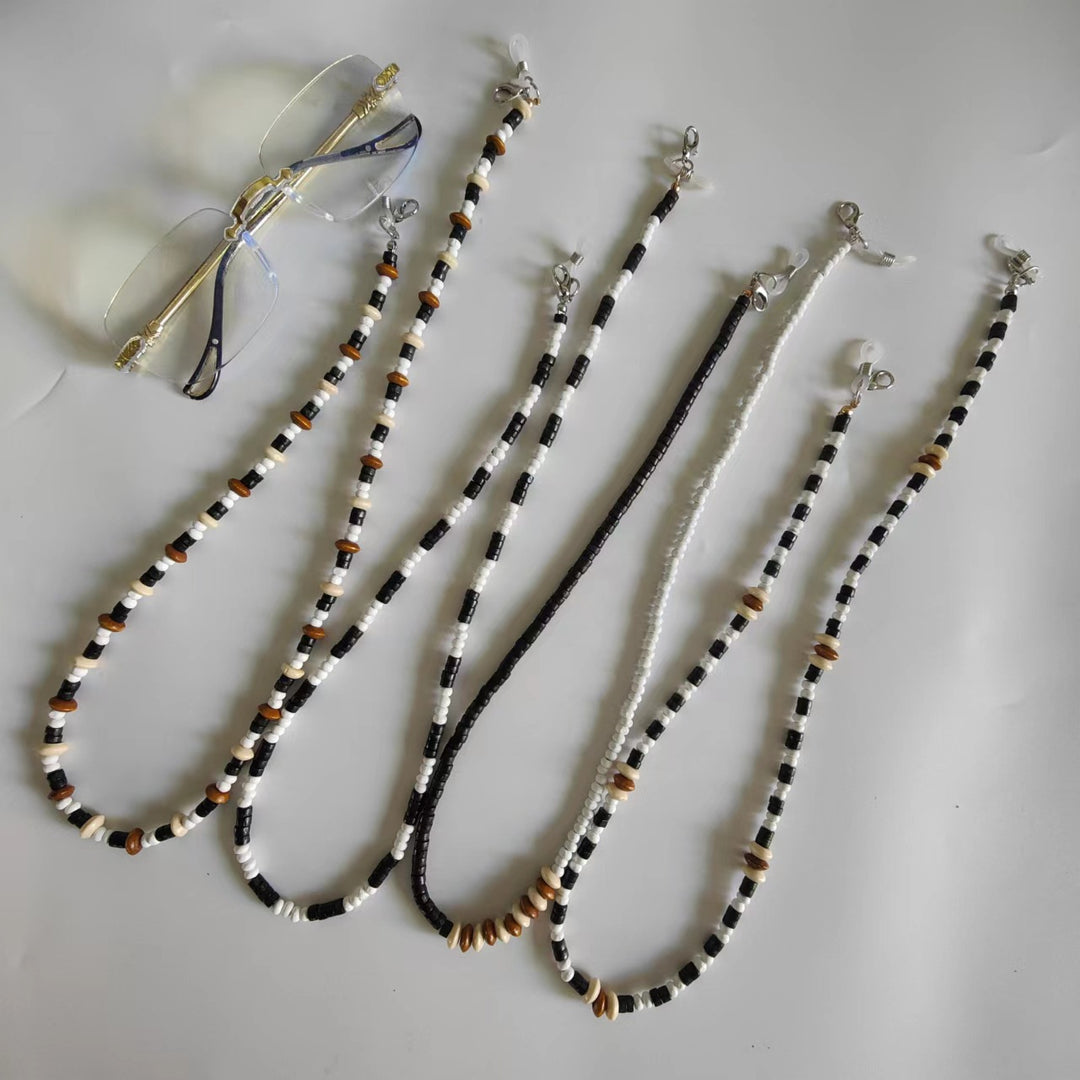 Glasses holder chain made of high-quality pearls Bowlift