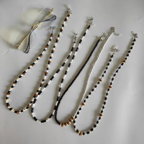 Glasses holder chain made of high-quality pearls Bowlift