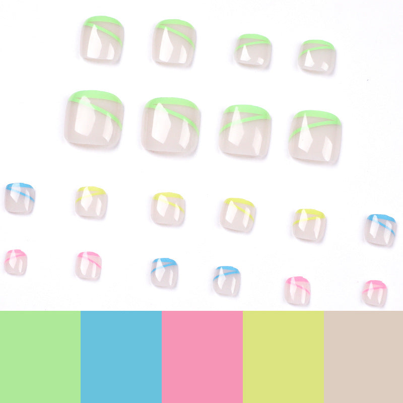Artful toenail design with modern lines Bowlift