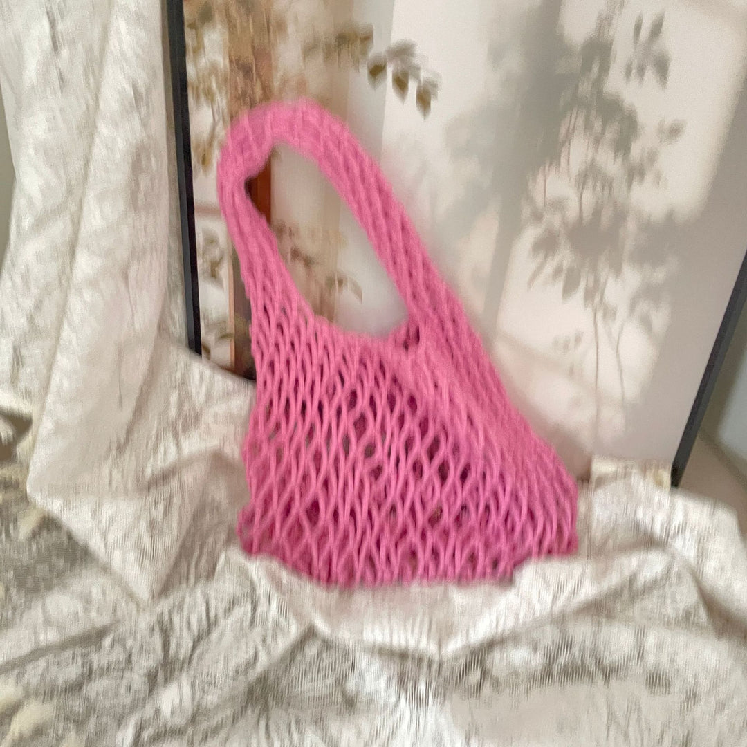 Hand-knotted tote bag in modern design Bowlift
