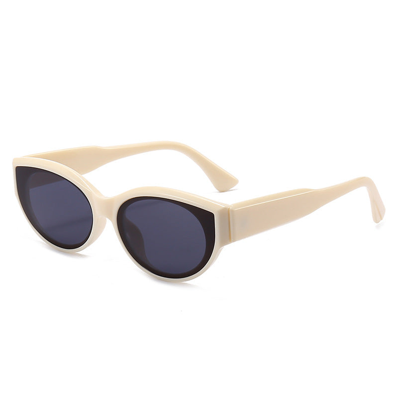 Chic Cat-Eye Sunglasses