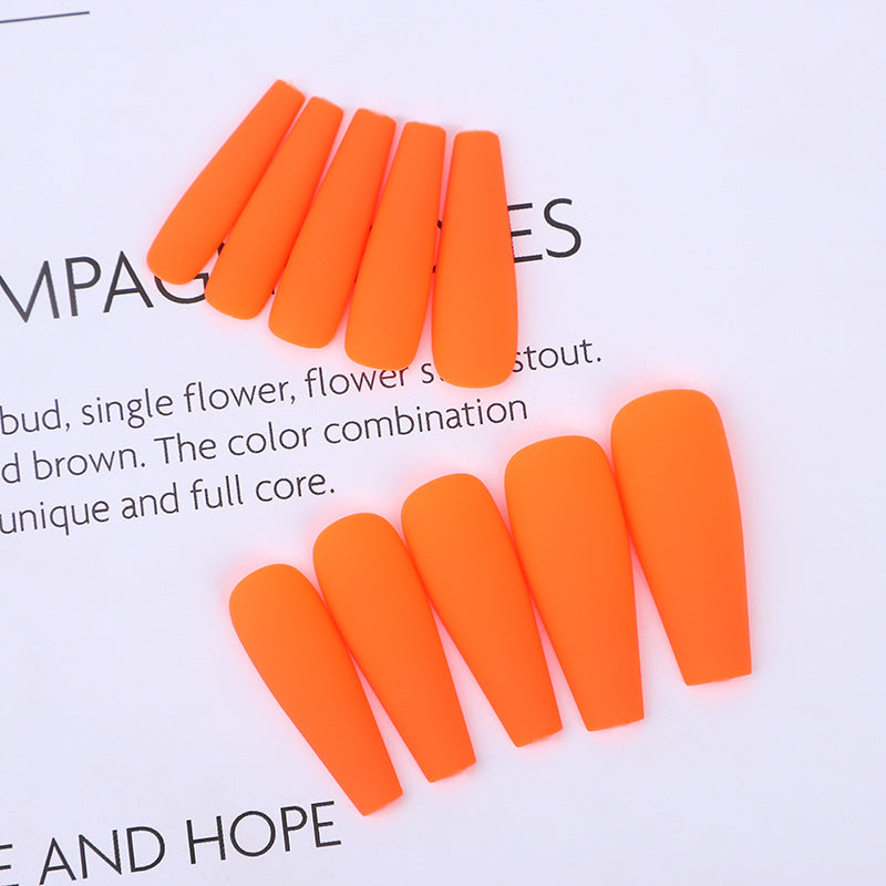 Elegant Fake Nails Bowlift