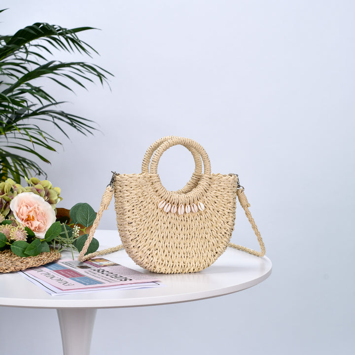 Natural fiber handbag with shell decoration Bowlift