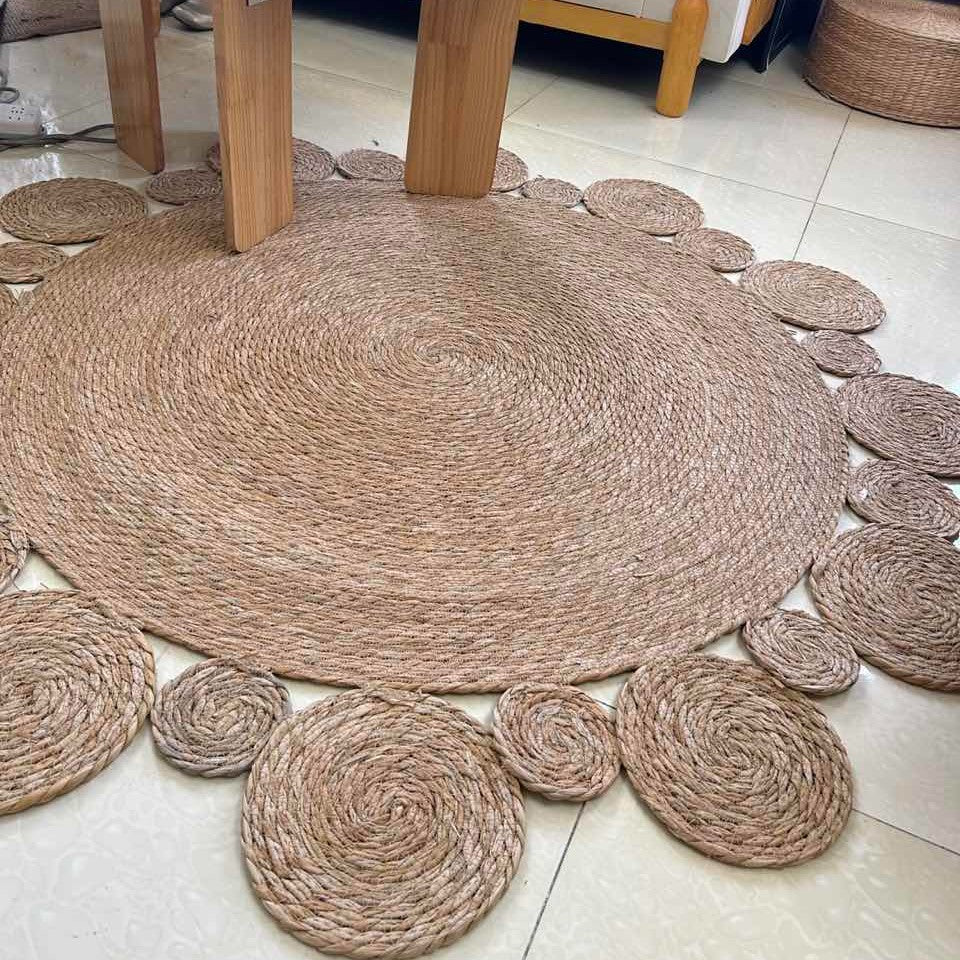 Natural fiber carpet