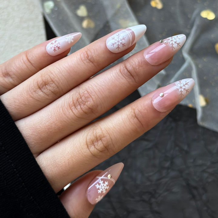 Elegant Winter-Themed Press-On Nails Bowlift