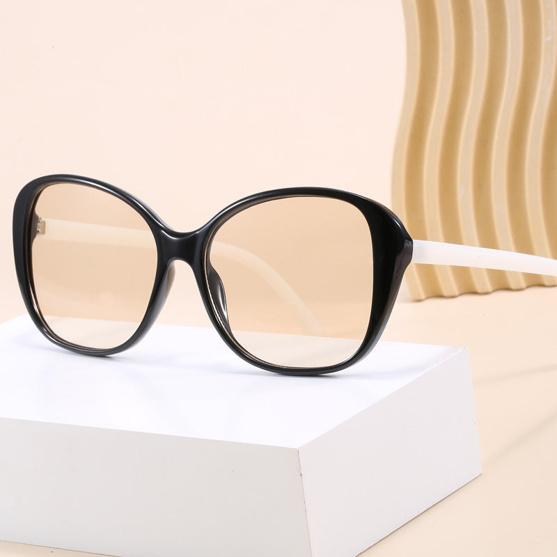 Women's fashionable oversized sunglasses with luxurious design Bowlift
