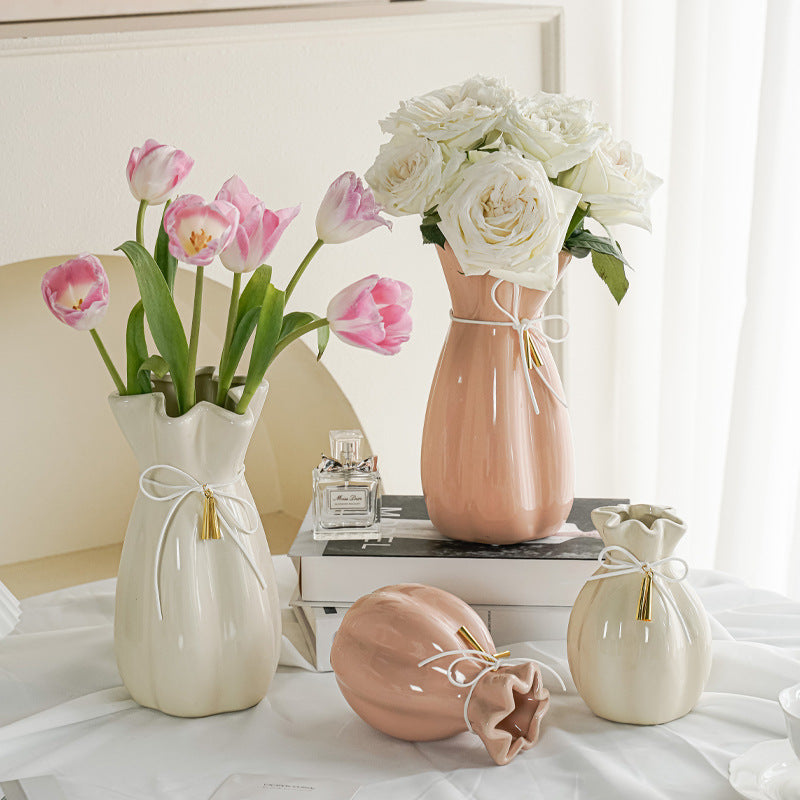 Artistic ceramic vase with decorative bow decoration Bowlift