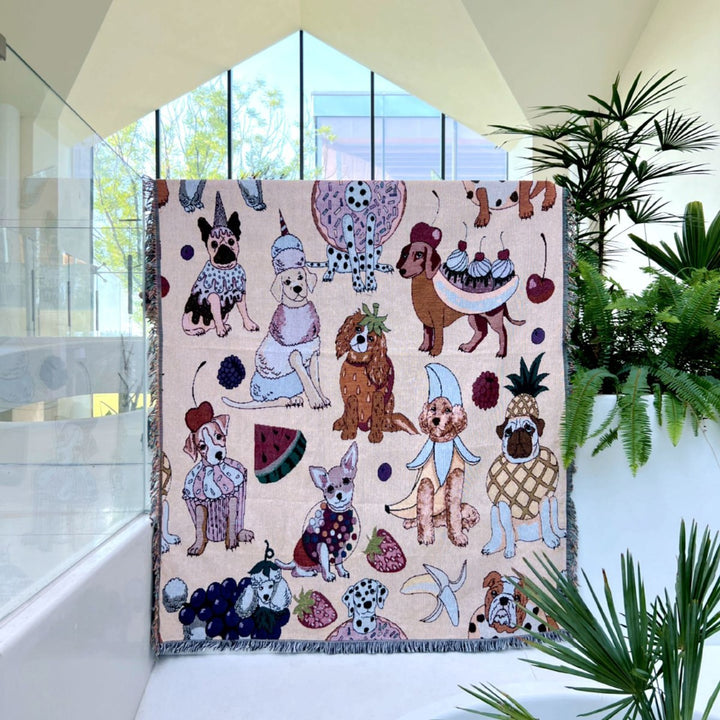 Decorative Pet-Themed Throw Blanket