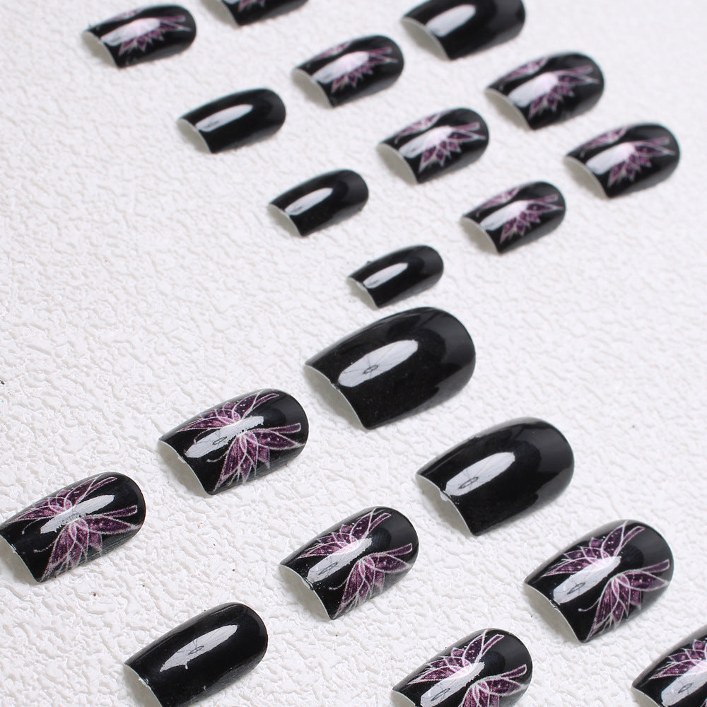 Artistic Press-On Nail Design Bowlift