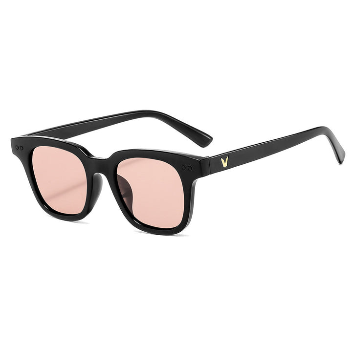Women's Fashion Sunglasses in Modern Design Bowlift