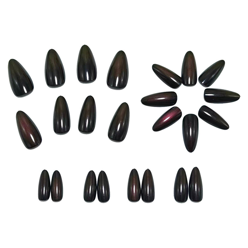 Glamorous artificial nails in elegant stiletto design Bowlift