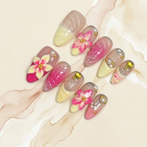 Artificial nails with floral 3D motifs Bowlift