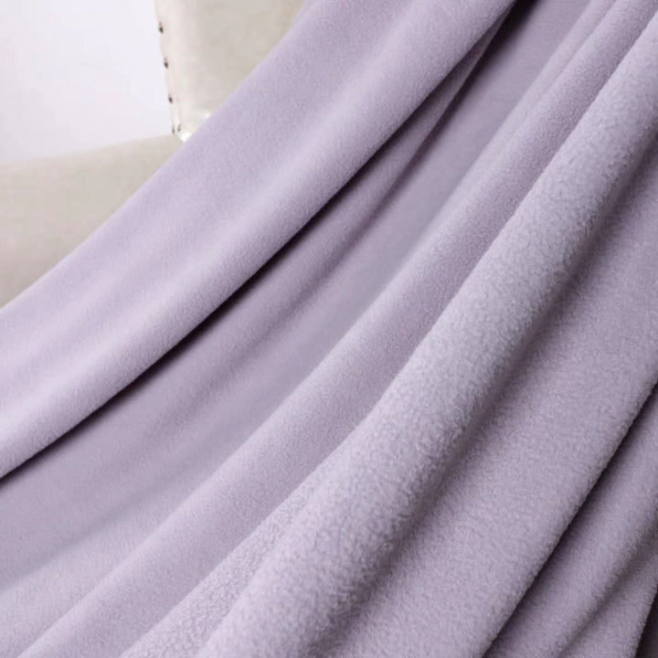 Ladies luxurious and cuddly living room blanket Bowlift