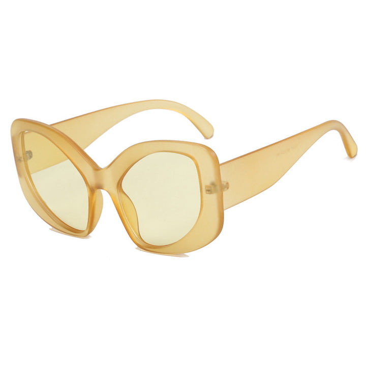 Women elegant oversized sunglasses with striking design Bowlift