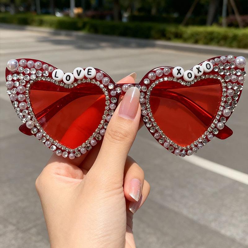 Glamorous Heart-Shaped Bridal Sunglasses Bowlift